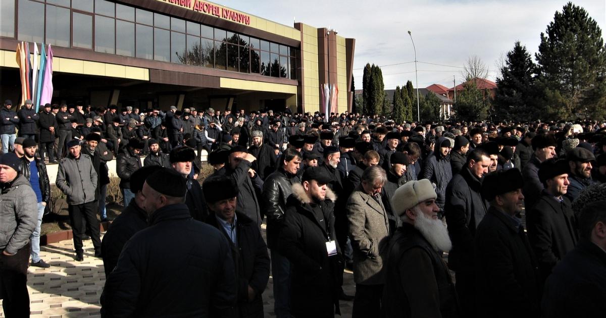 Поиск назрань. Ингушский митинг. Ингушские оппозиционеры. Митинг в Ингушетии чай.